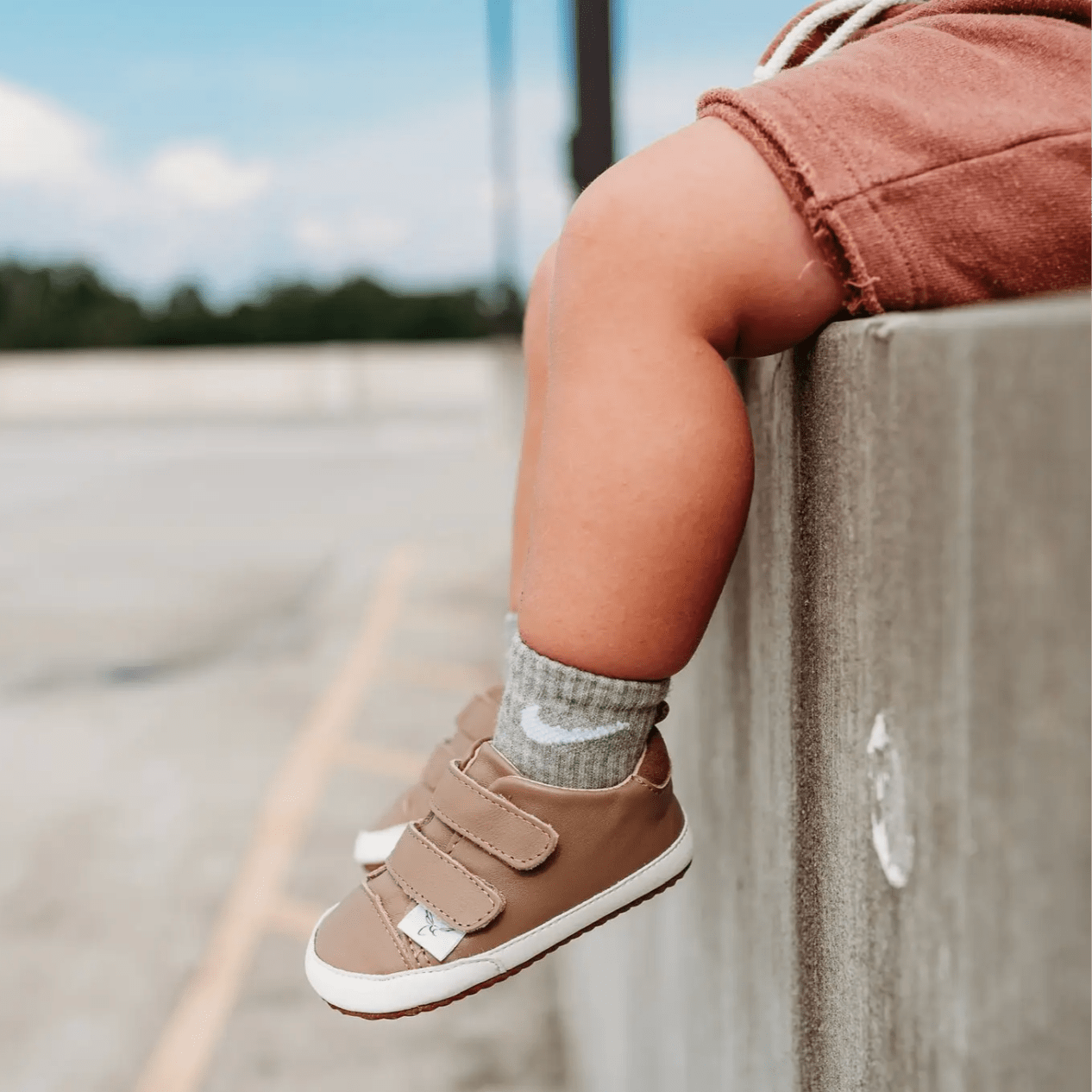 The Low Top Unisex Sneaker | Baby & Toddler Shoe