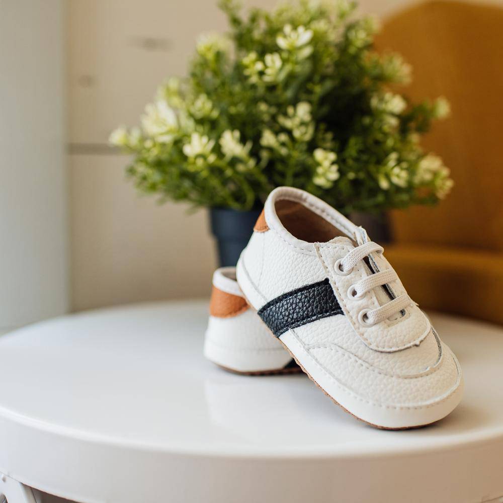 The Love Bug Sneaker | Baby & Toddler Shoes