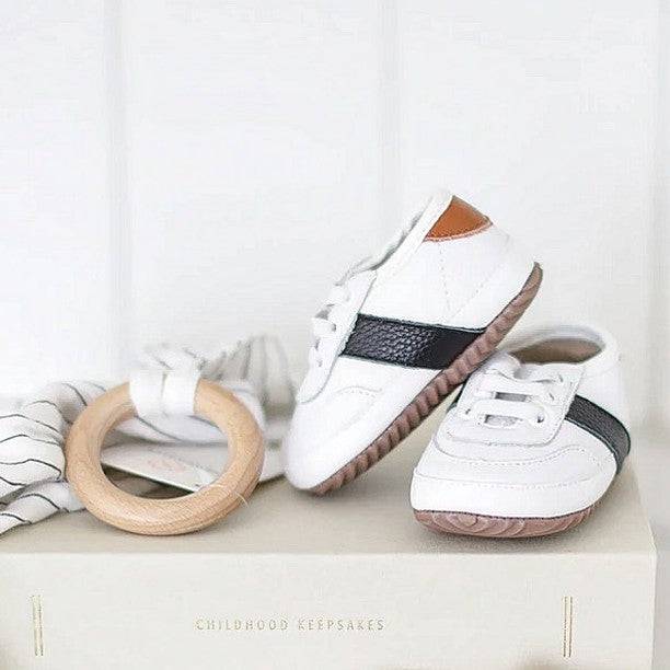 The Love Bug Sneaker | Baby & Toddler Shoes