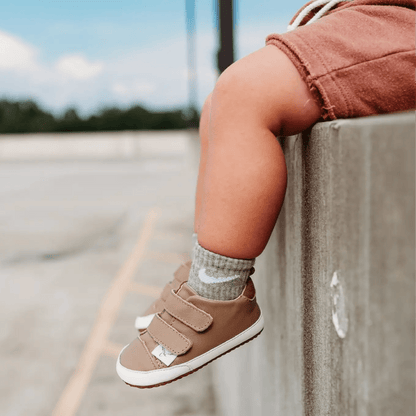 The Low Top Unisex Sneaker | Baby & Toddler Shoe