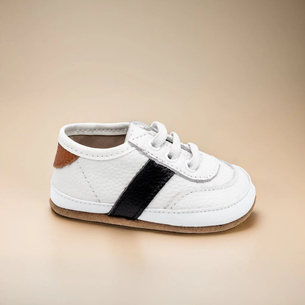 The Love Bug Sneaker | Baby & Toddler Shoes