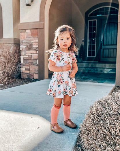 The T Bar {Premium Leather}